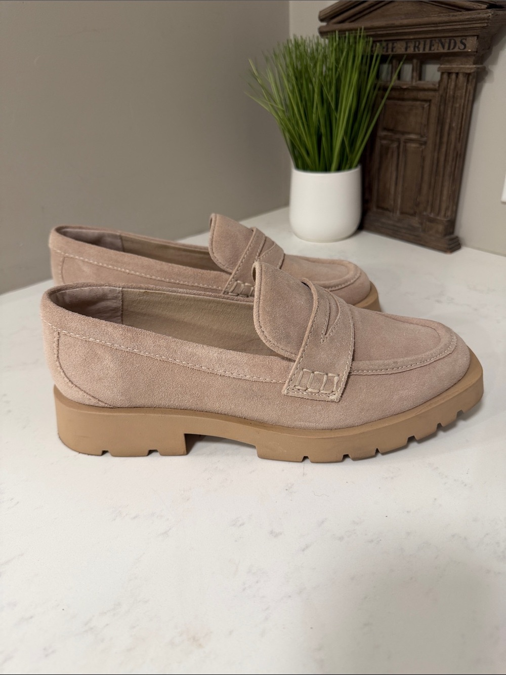 Dolce Vita Blush Suede Lug Sole Penny Loafers 8W